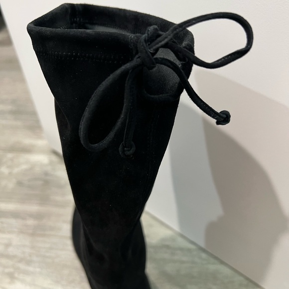 Stuart Weitzman
Women's Black Lilene Tall Boots NEVER WORN!!! - Picture 3 of 7